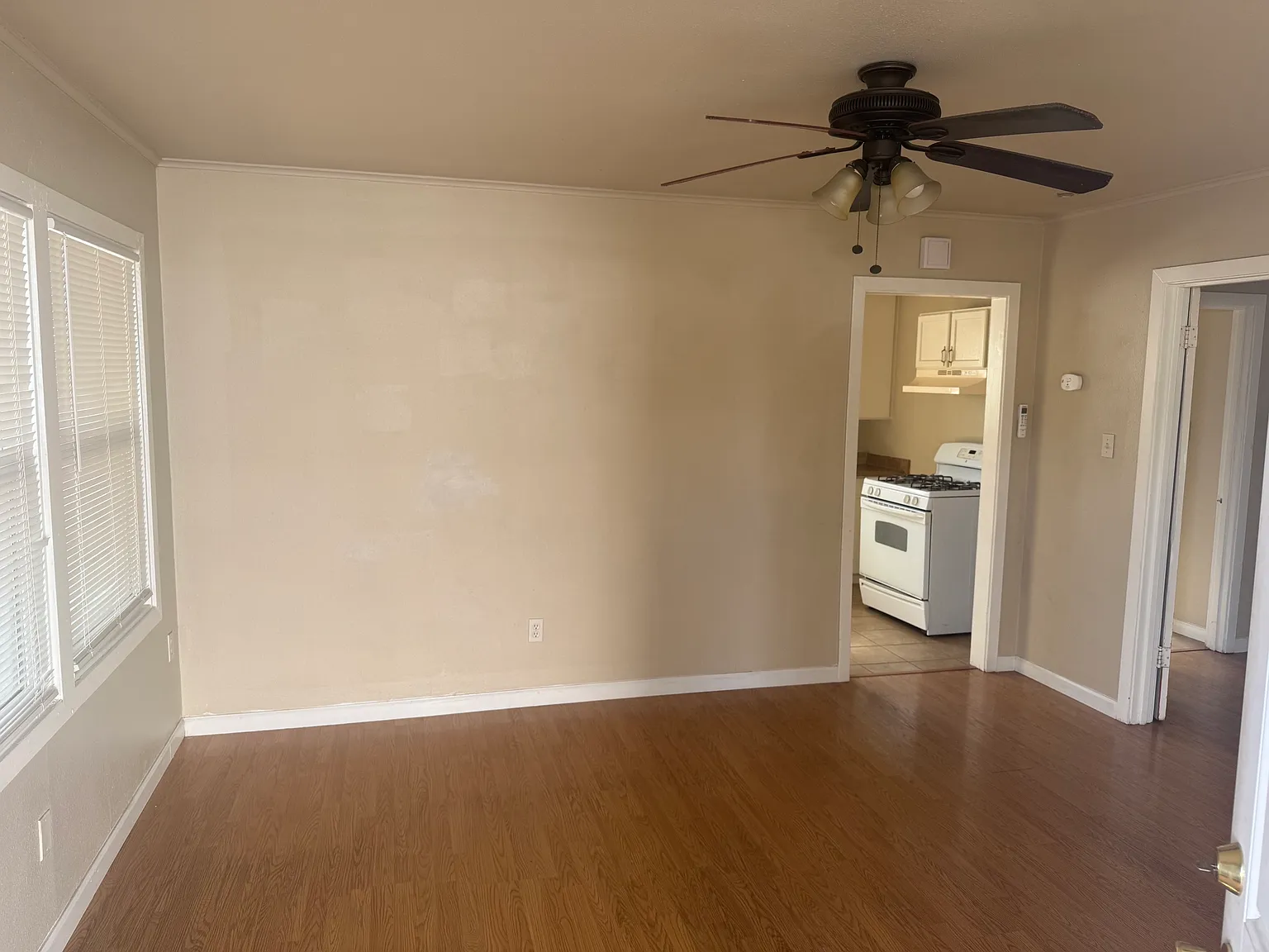 1 bed, 500 sqft, $950 — Photo 1