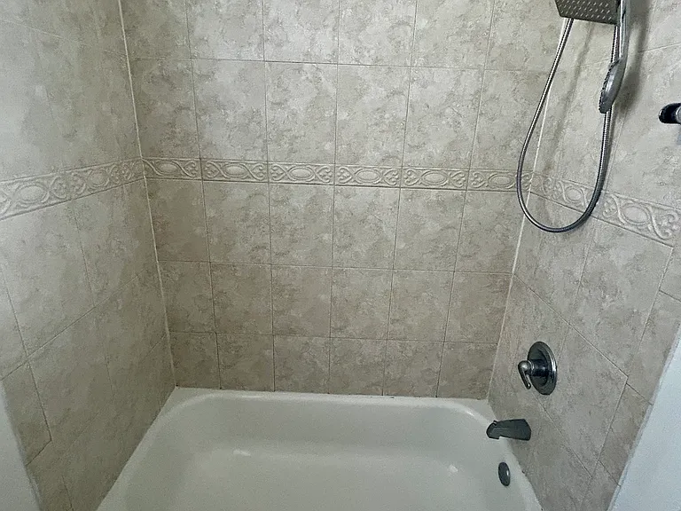 Tub/Shower Combo