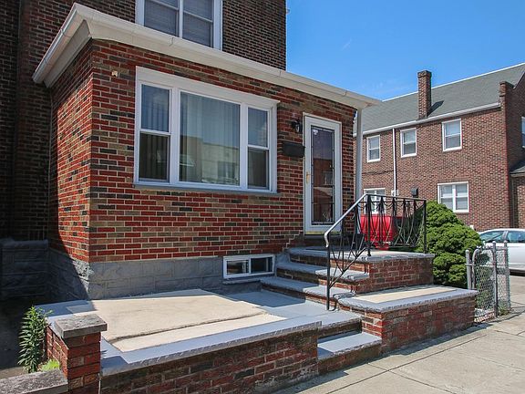 3rd image of 1032 Johnston St