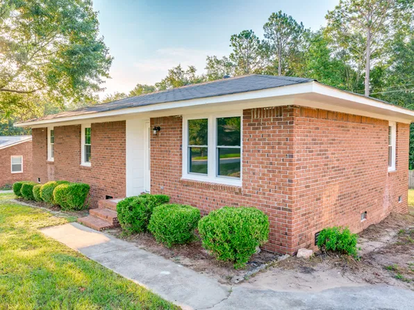 216 Cross Hill Rd, Lexington, SC 29073