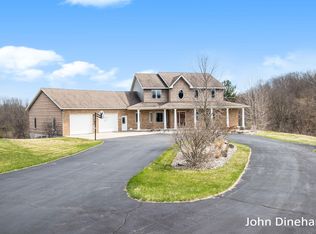 9707 SW Greenville Rd, Greenville, MI 48838