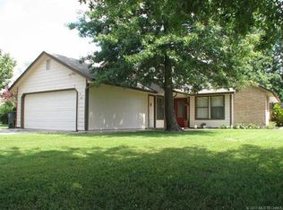 8811 S 75th Ave E, Tulsa, OK 74133