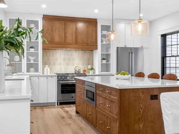167 Franklin St #167, Arlington, MA 02474