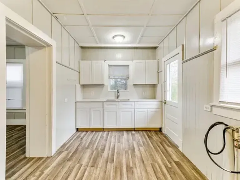 118 E Heron St — Photo 6
