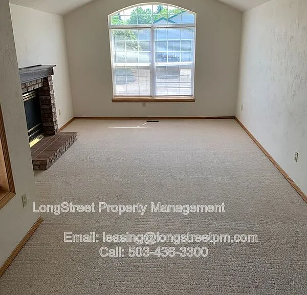 3044 NE Glacier Way — Photo 8