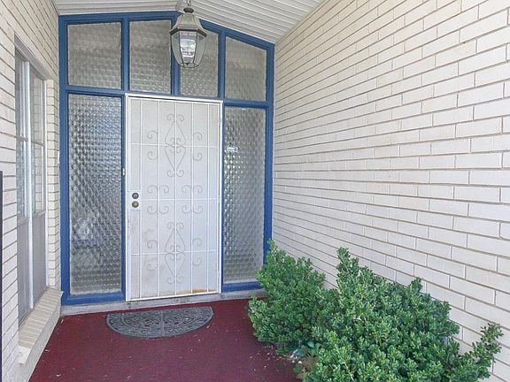 2nd image of 120 Northwind Dr