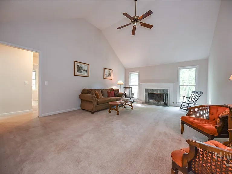 250 Brickleberry Rdg — Photo 10
