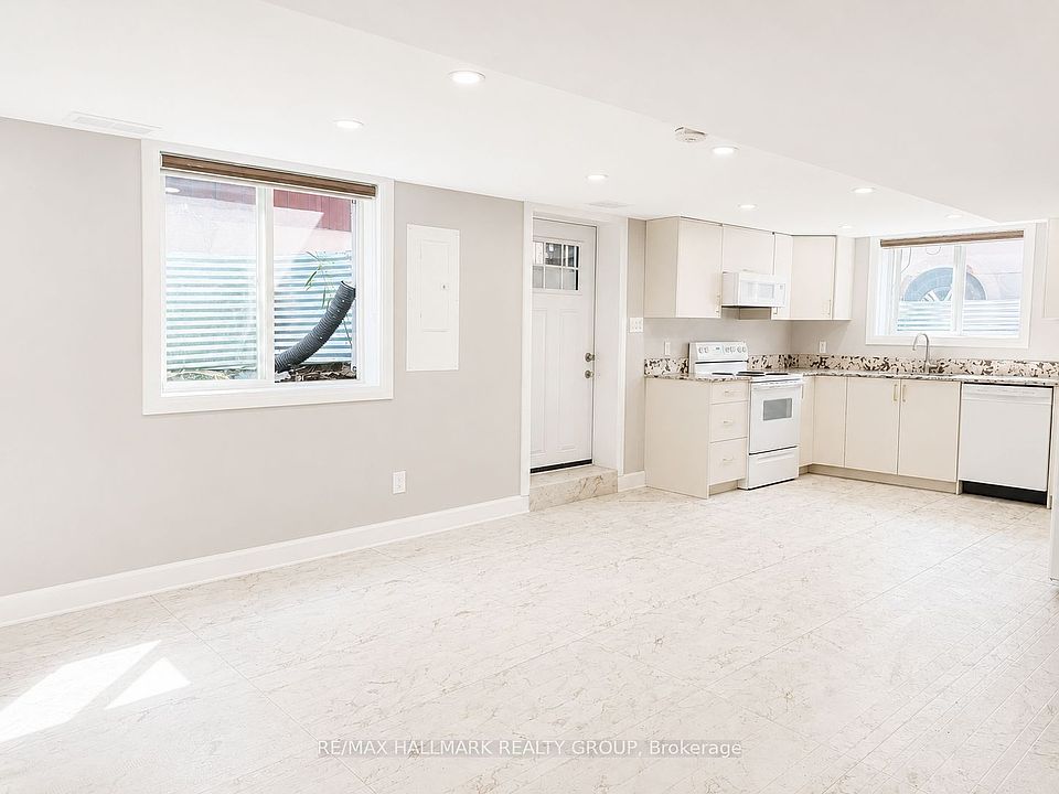 1st image of 735 Borthwick Ave