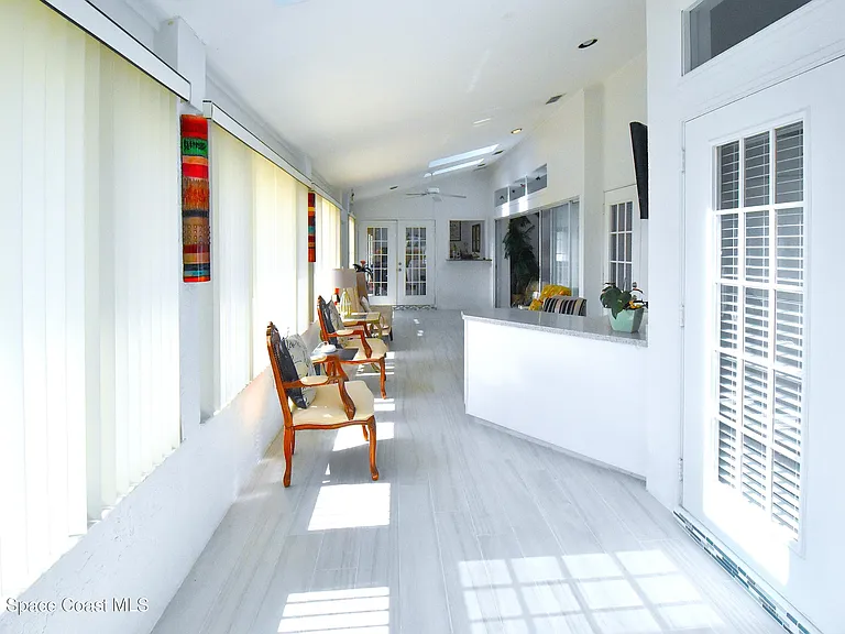 101 Island Grove Dr — Photo 21
