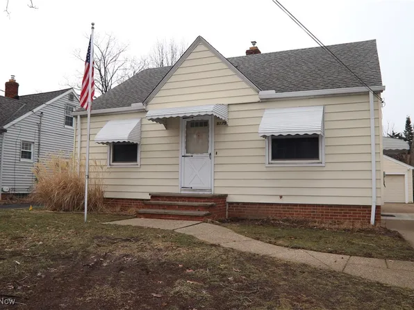 5175 W 7th St, Brooklyn Heights, OH 44131