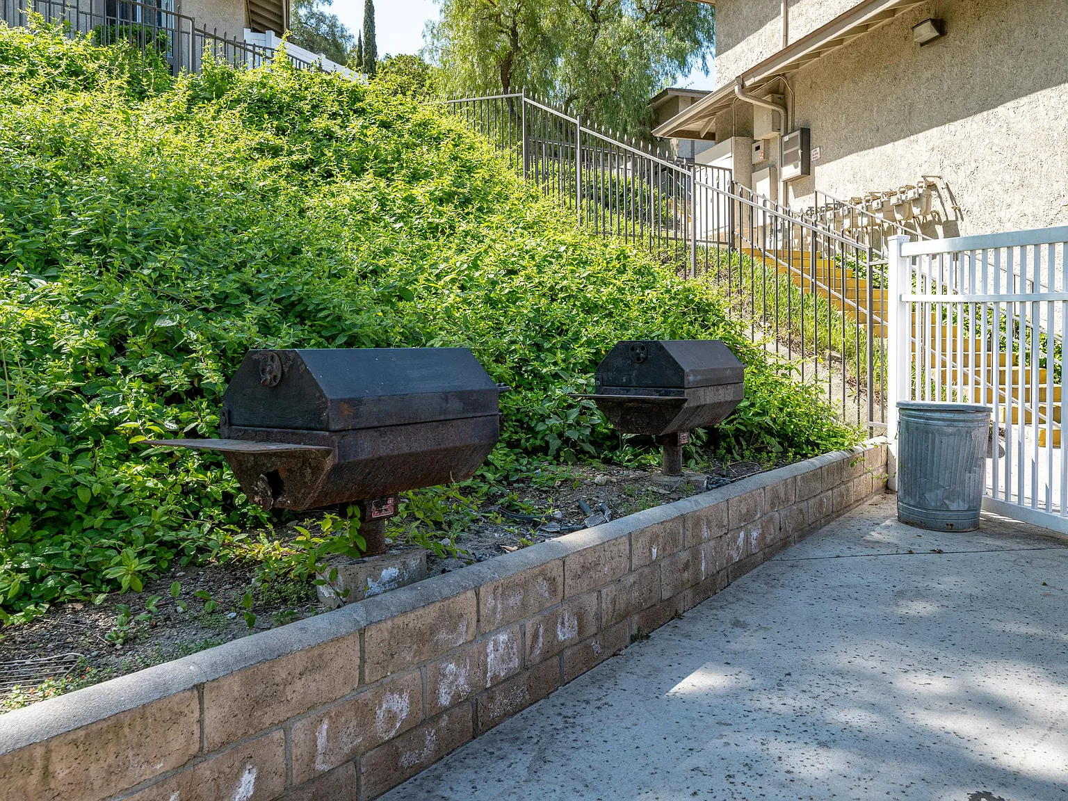 Woodglen Apartment Homes — Photo 2