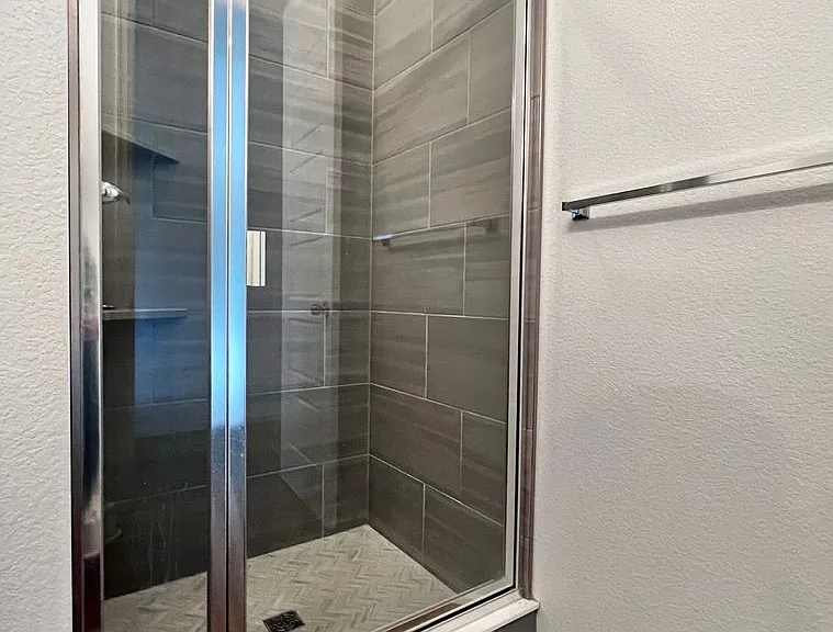 5636 Bay Hill Dr — Photo 15