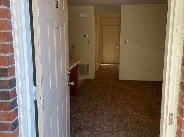 230.5 S Porter Dr