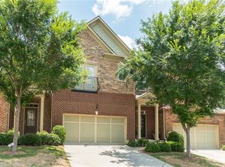 5537 Parkerton Ln, Sandy Springs, GA 30342
