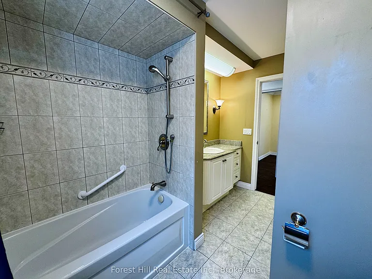 4278 Longmoor Dr — Photo 23