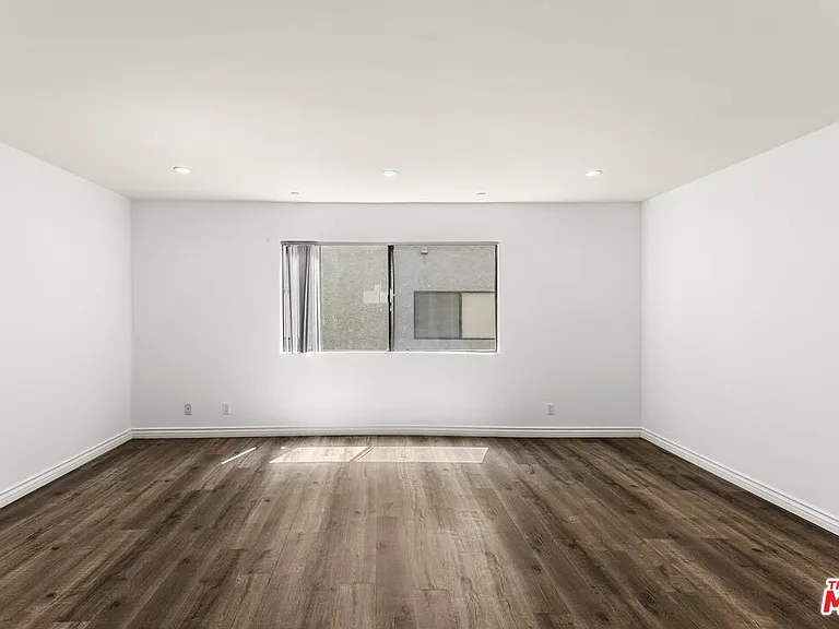 6212 Fulton Ave #103 — Photo 9