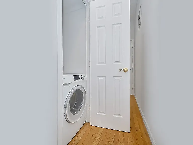70 W 109th St #34 — Photo 5