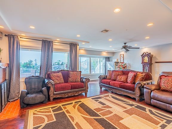 5th image of 5595 Bonita Dr