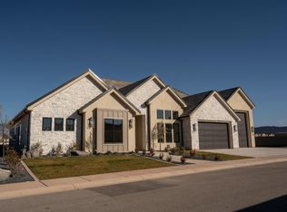 425 E Forrest Paddock Dr, Washington, UT 84780