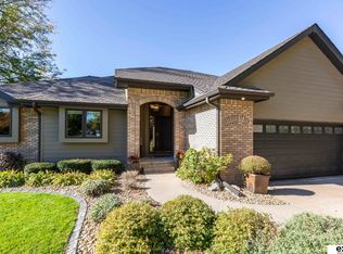 4040 S 224th Cir, Elkhorn, NE 68022