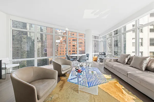 Rented by Compass | media 14