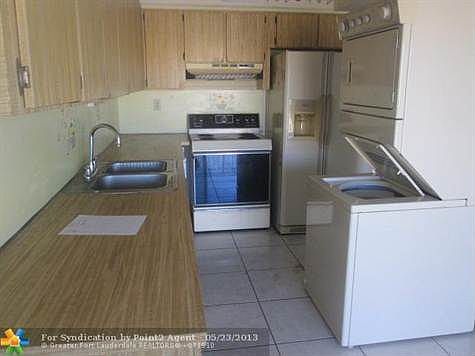 4th image of 1300 SW 122nd Ave APT 410-2