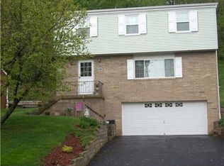 5042 Elmwood Dr, Pittsburgh, PA 15227