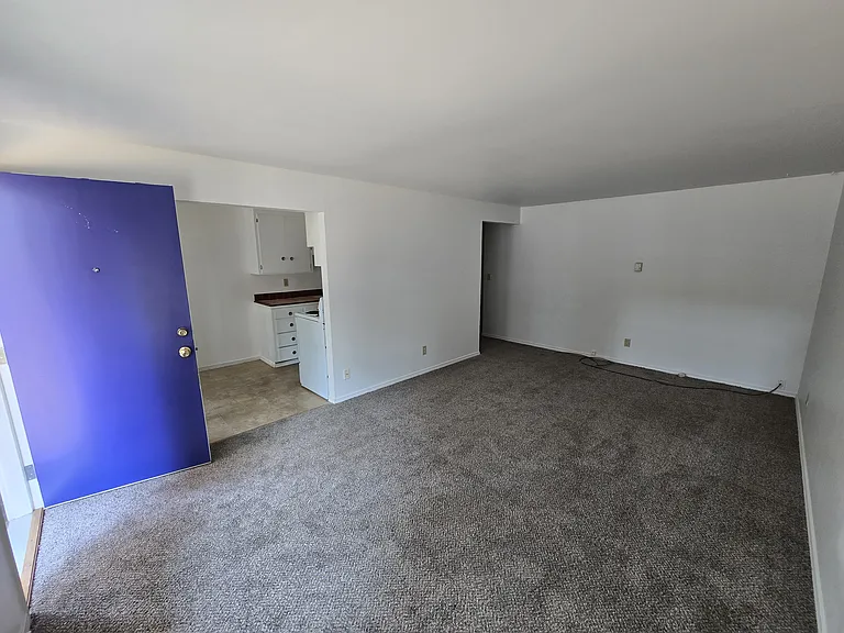 16912 NE 79th St #3 — Photo 5