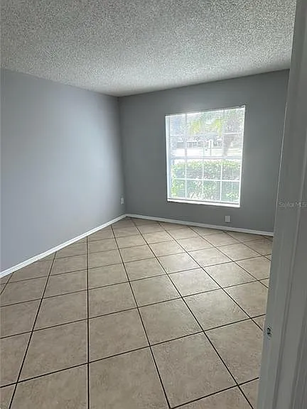 1108 Lucaya Cir — Photo 10