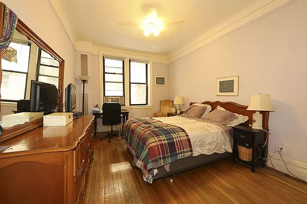 Sold by Rand Realty NY | media 24