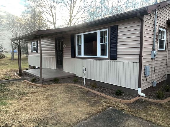 2nd image of 632 Berlin Rd