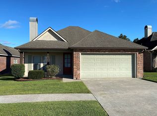 214 Portsmouth Dr, Broussard, LA 70518