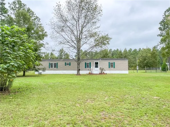 3105 Shalom Dr, Blackshear, GA 31516