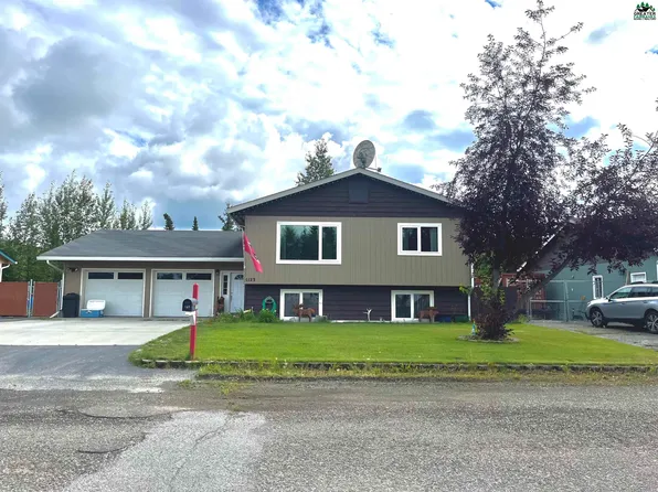 1123 Shannon Dr, Fairbanks, AK 99701