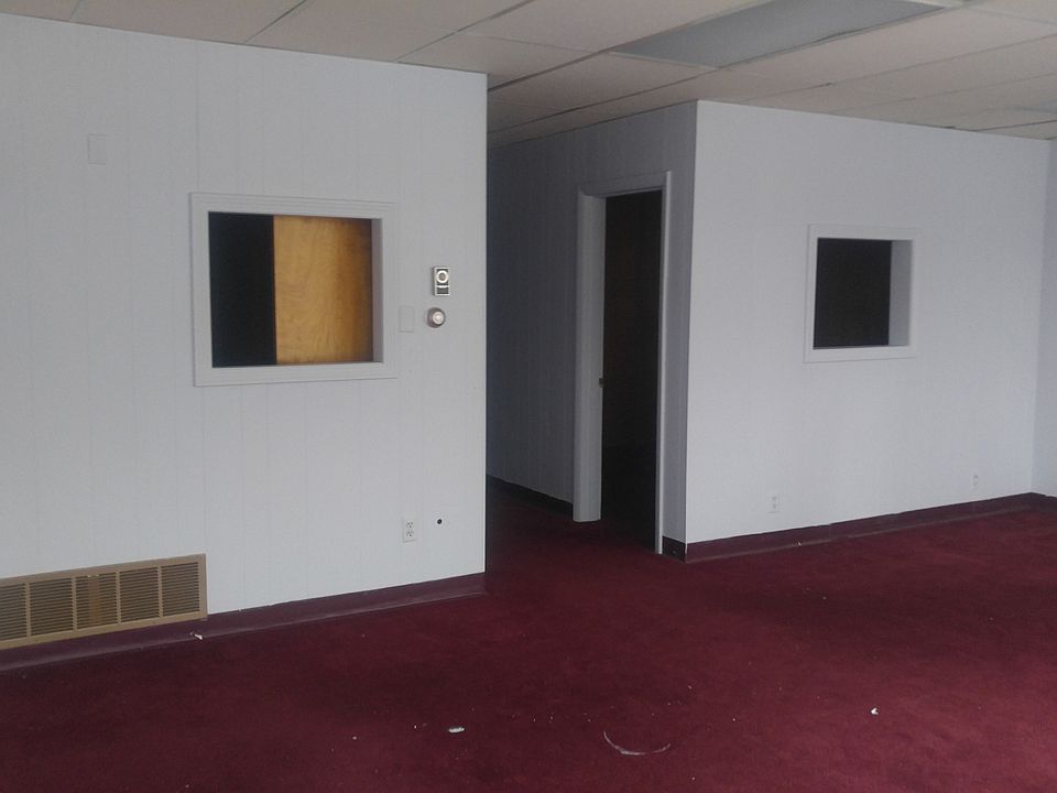 2nd image of 307 Central St