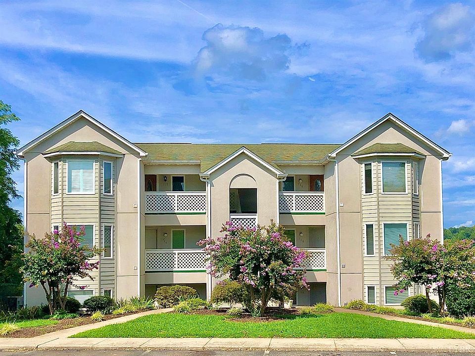 1st image of 718 Ivy Lake Dr