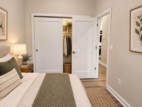 5th image of 557 Columbus Ave #2O2