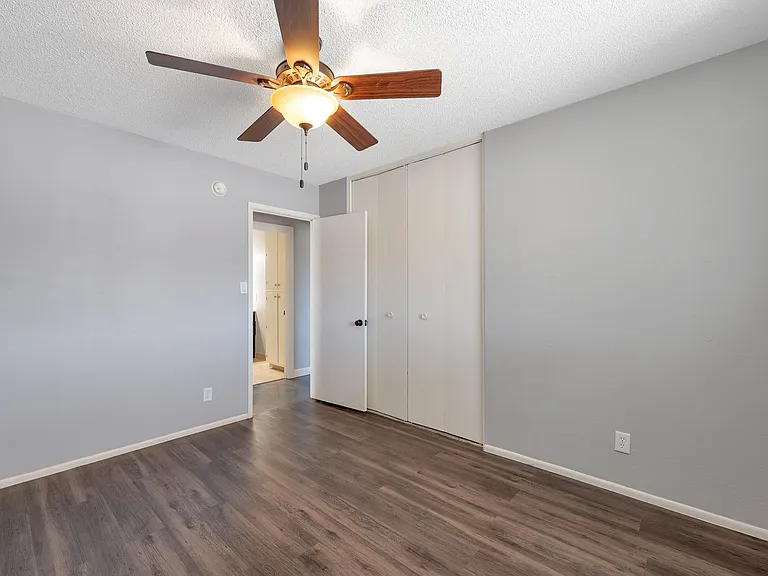 2801 N Granite Reef Rd — Photo 21