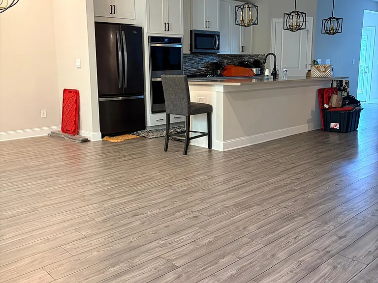 347 Lincoln St — Photo 35