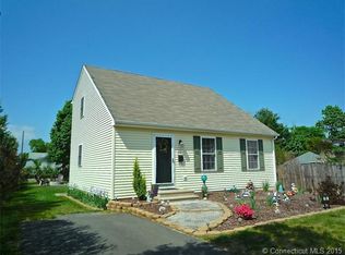 35 4th St, Bristol, CT 06010