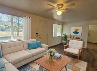 301 E 1st Ave, Sutherlin, OR 97479