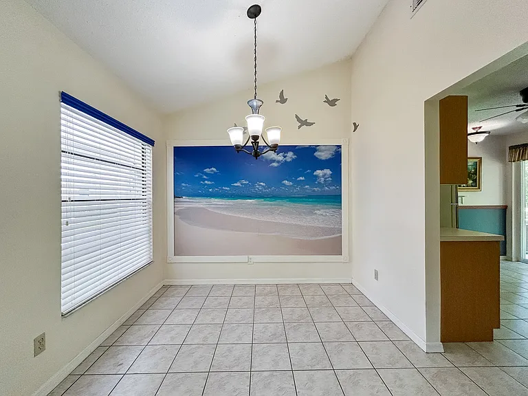 1750 Atrium Dr — Photo 5