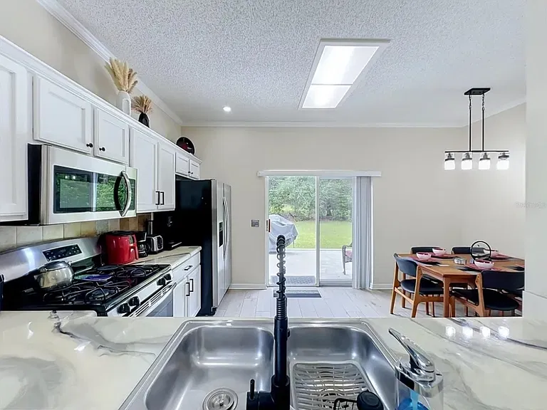 15728 Green Cove Blvd — Photo 10