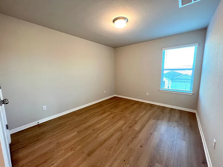 11405 Copperstone Ave — Photo 31
