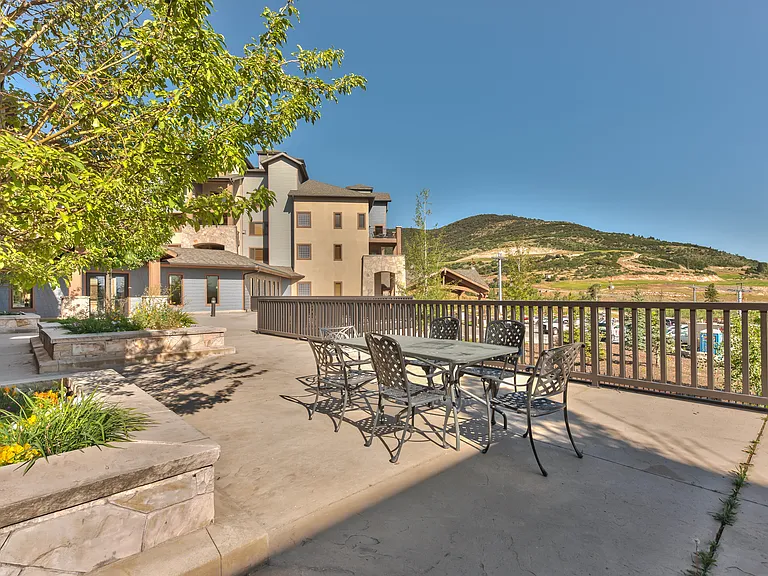 2669 Canyons Resort Dr #221A — Photo 18
