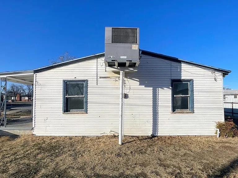 3702 Beaumont Ave — Photo 12