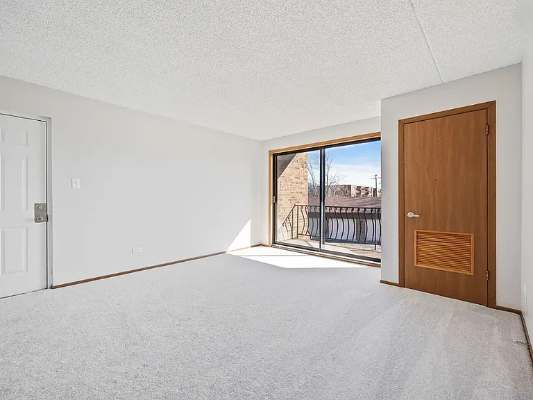 17525 71st Ct #2C — Photo 5