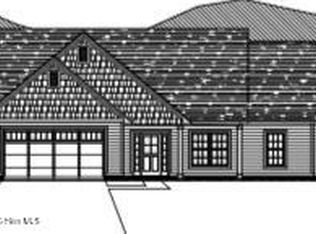 410 Wade Dr, Richlands, NC 28574