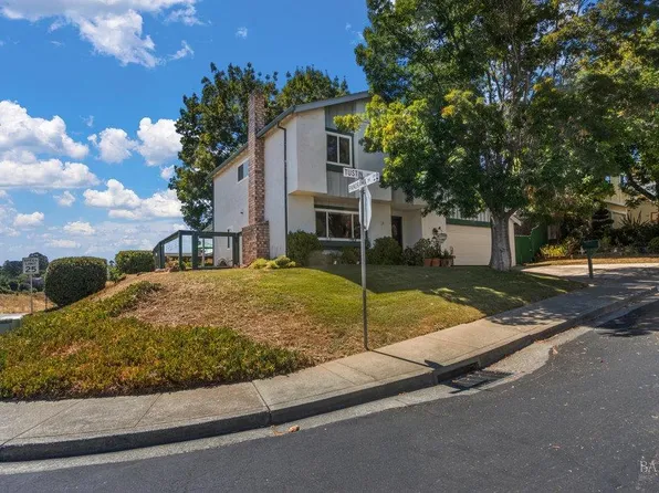 102 Tustin Court, Benicia, CA 94510