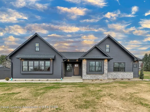 2910 Harper Rd, Mason, MI 48854